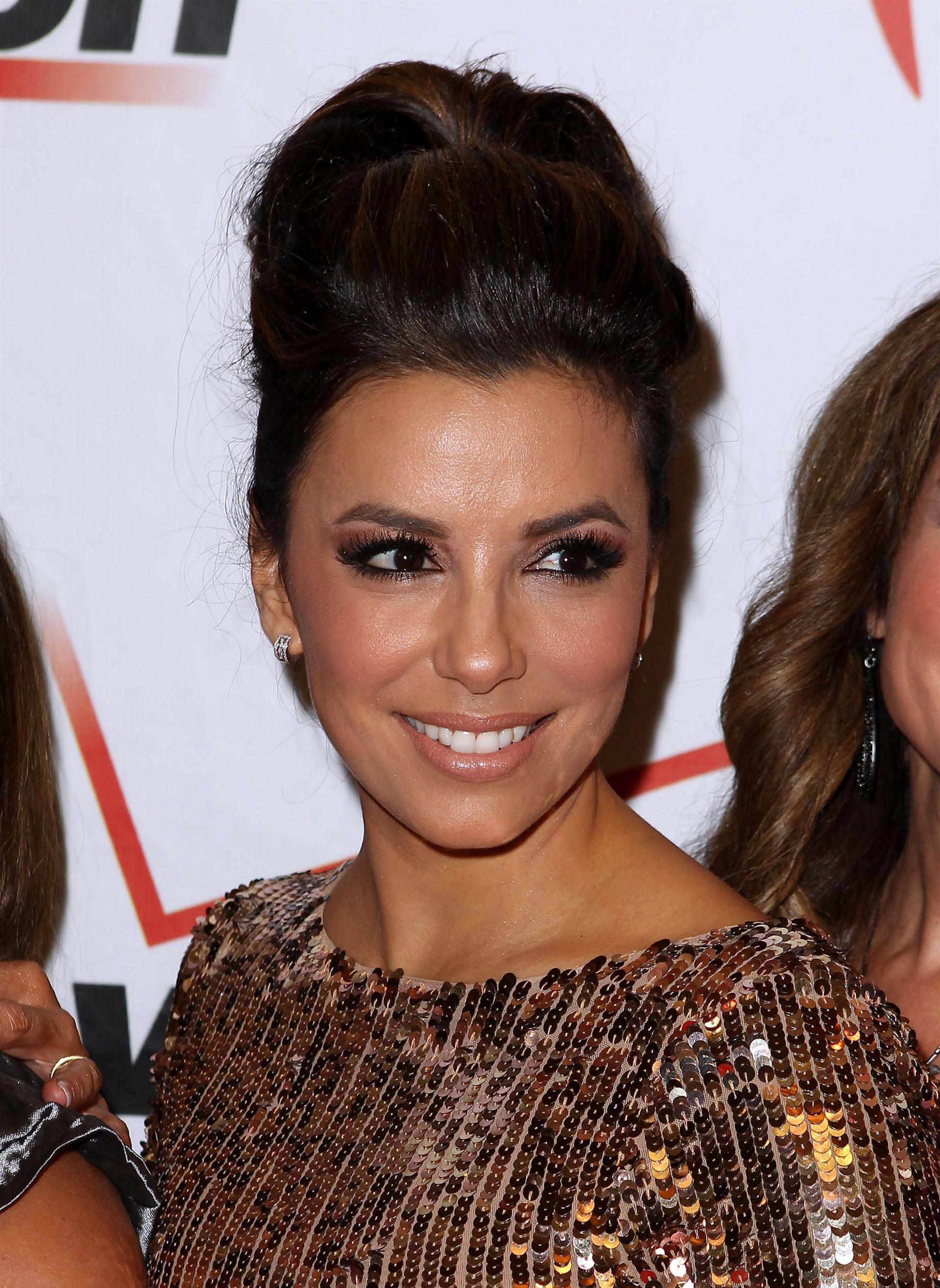 Eva Longoria and George Lopez host Padres Contra El Cancer Annual Gala  | Picture 103833